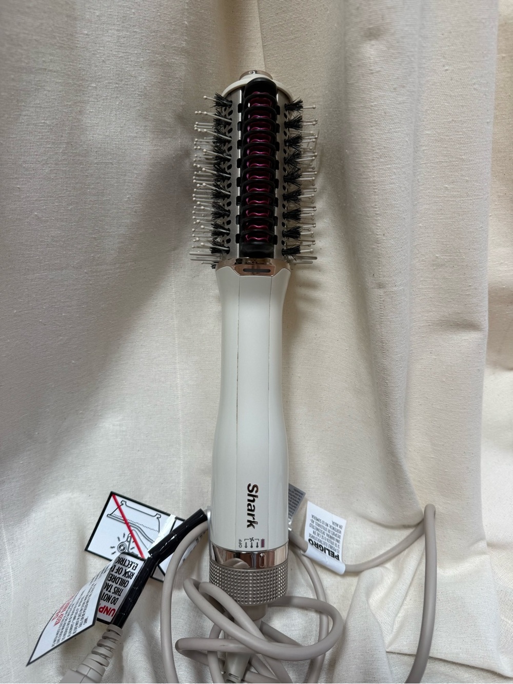 Shark SmoothStyle HT212 Heated Comb Blow Dryer Brush + Case